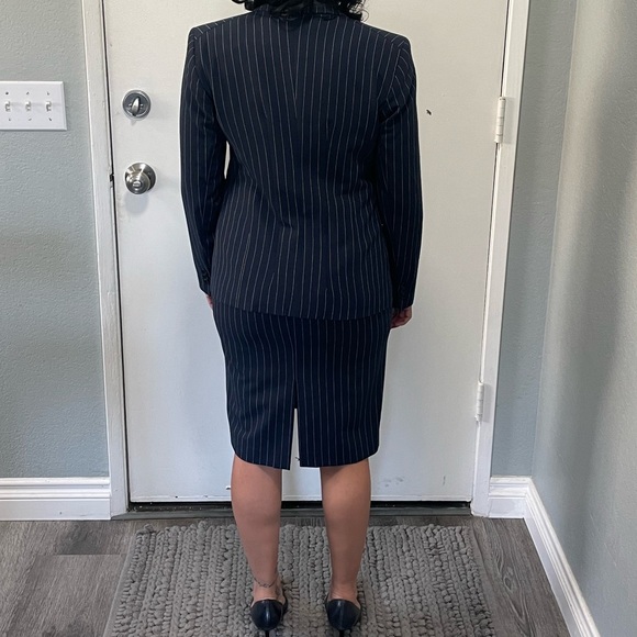 4 Pc Suit Set Pinstripe - Picture 2 of 6